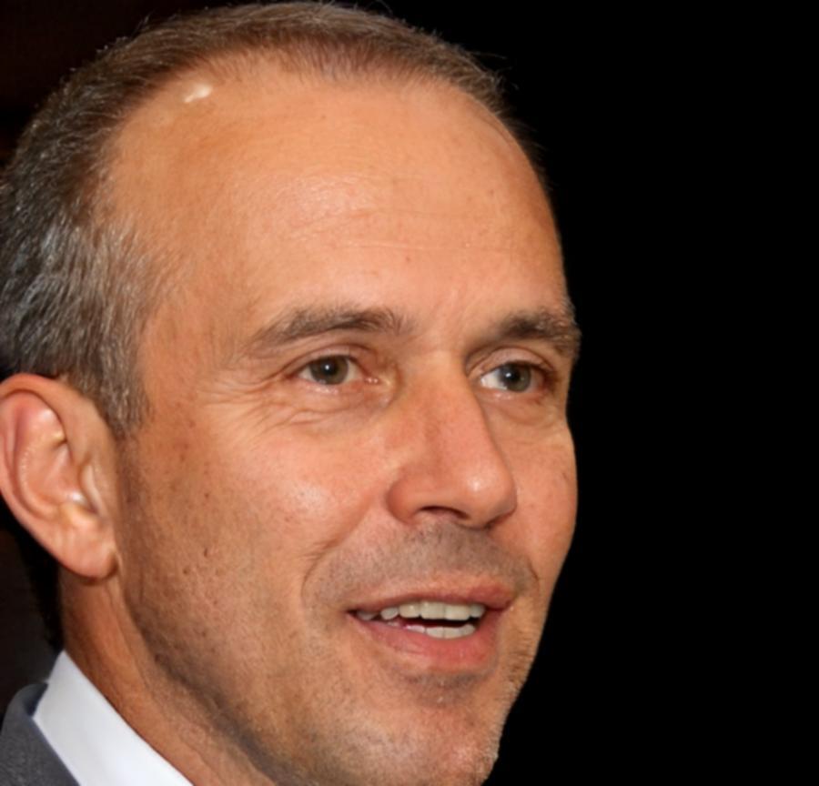 Portrait de Pierre Moreau, consultant stratégique